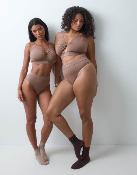 Reign Studio – Maya – Fylligare byst – Beige set - view 1