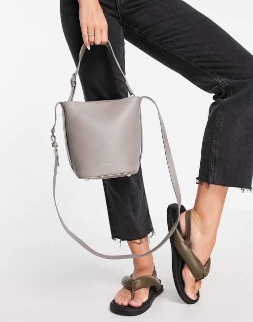 Reiss hudson 2025 mini bucket bag