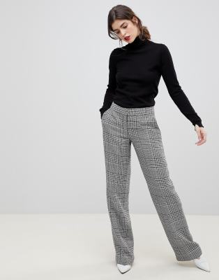 geruite flared pants