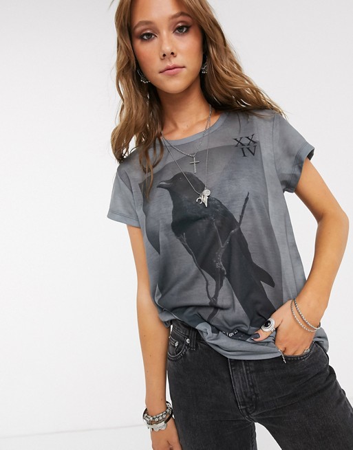 Religion washed t shirt in raven print