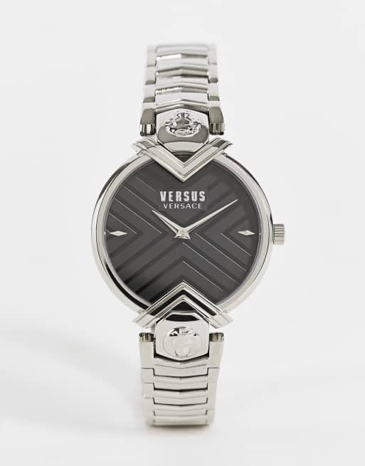 Reloj de pulsera plateado con esfera negra de Versus Versace