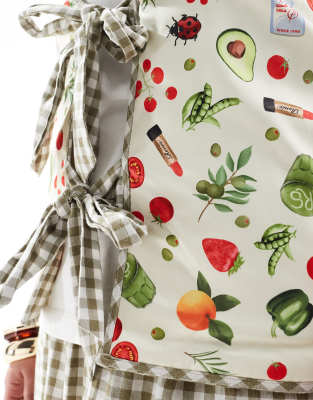 RENEE STUDIO PLUS EXCLUSIVE REVERSIBLE TIE FRONT VEST 