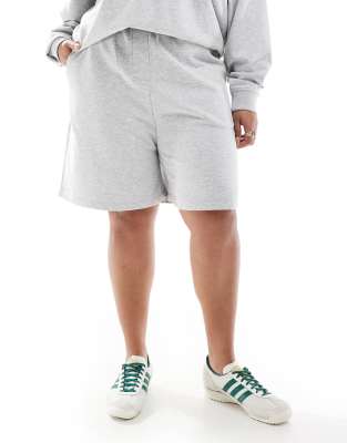 Renee Studio Exclusive Sweat Shorts In Gray