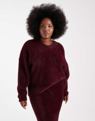 Renee Studio Plus - Exklusiver, flauschiger Strickpullover in Burgunderrot mit V-Ausschnitt, Kombiteil