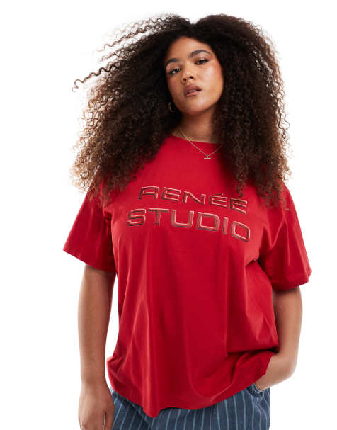 Renée Studio Plus – Exklusives T-Shirt in Rot mit geprägtem Logo - view 1