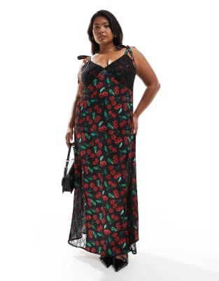 Renee Studio Plus x Holly Wynne - Exklusives Satin-Maxikleid in Schwarz mit Kirschmuster und gebundenen Trägern-Bunt