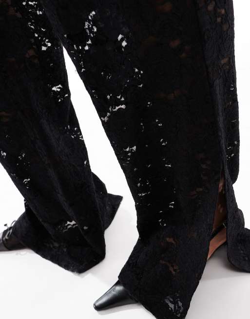  Renee Studio Plus x Michelle Nayla – Exklusive Spitzenhose in Schwarz mit Schlitz am Bein, Kombiteil  , 2 von 5