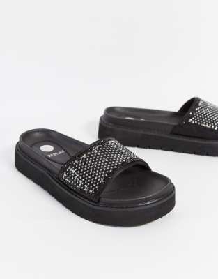 replay slippers