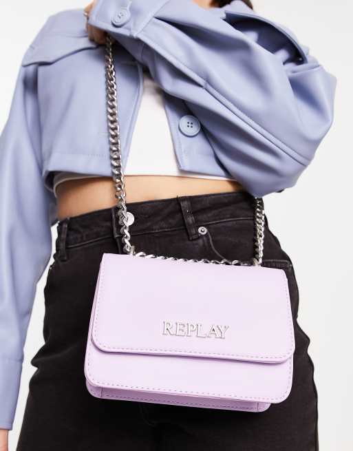 Replay – Fioletowa torebka crossbody z logo i paskiem z łańcuszka