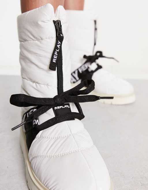 Replay logo snow boot in white