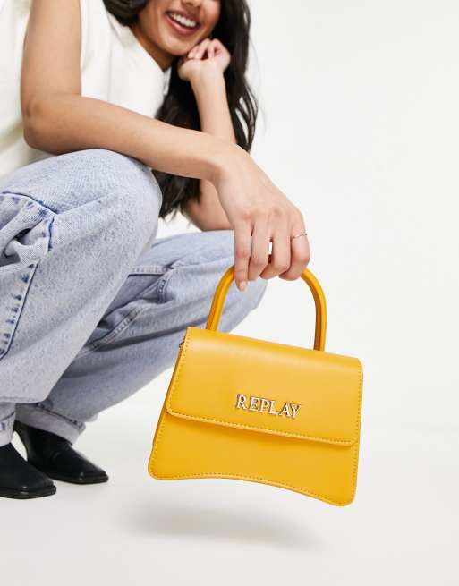 Replay store yellow bag