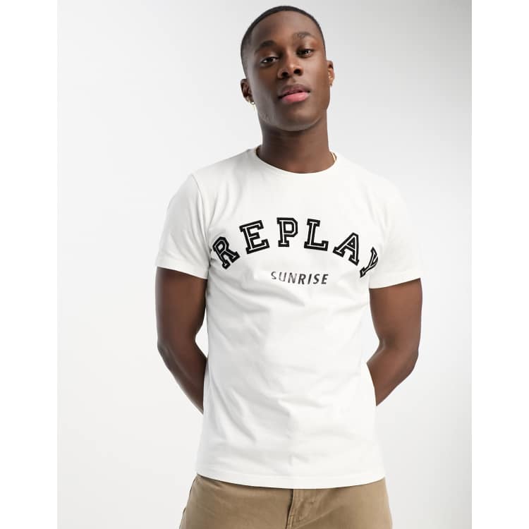 Replay tee 2025