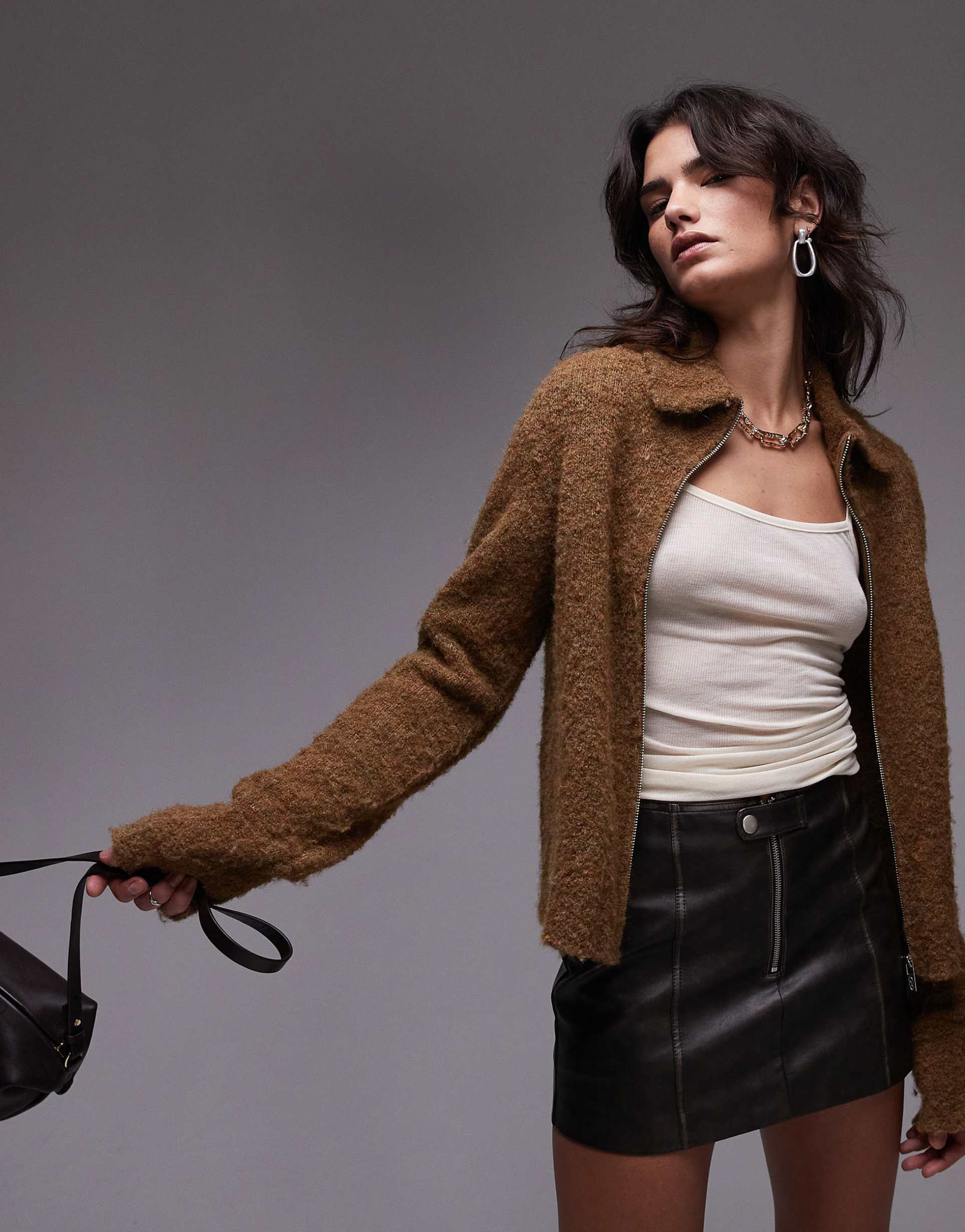 resume fluffy zip up cardigan in seaweed