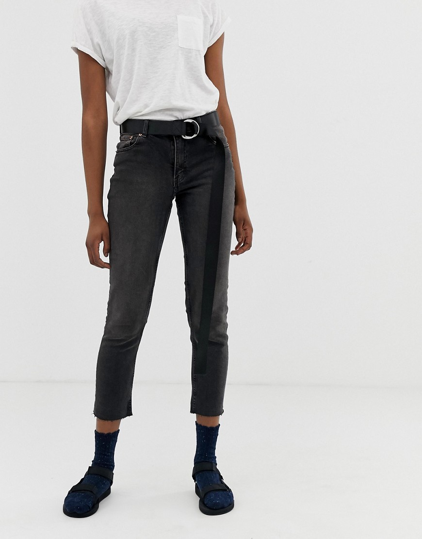 Revive cropped og lige jeans fra Cheap Monday-Sort