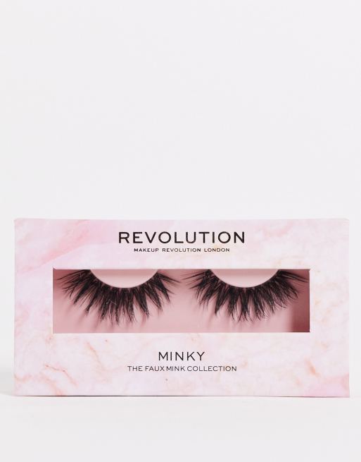 Revolution - 3D Valse wimpers in 'Minky'