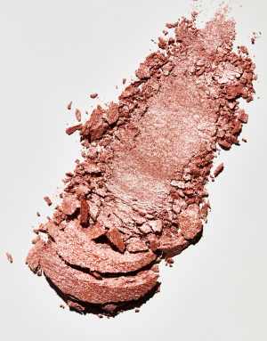 Revolution Beam Bright Highlighter Rose Lustre