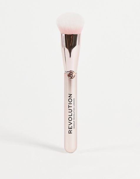 Revolution – Create – Vinklad foundationborste R8 - view 1