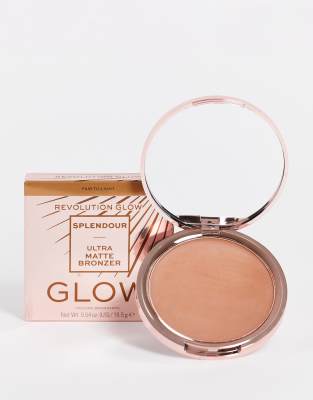 Revolution Glow Splendour Bronzer - Fair-brown