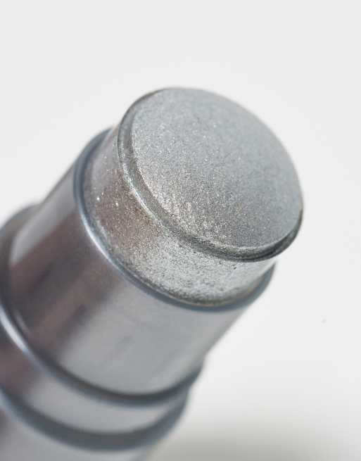 Revolution Jelly Shine Highlighter Stick Silver Moonlight, 3 of 4