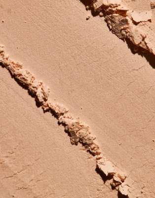 Revolution Loose Baking Powder - Peach-neutral