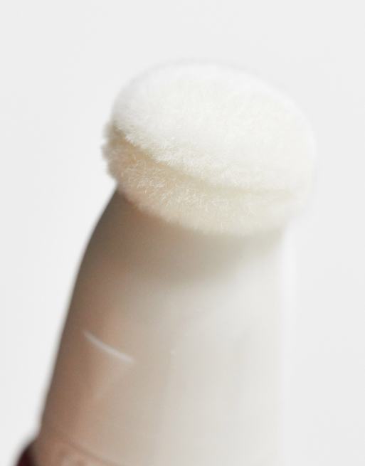 Revolution Pro Iconic Matte Cream Blush Wand Seduction Berry, 4 of 4