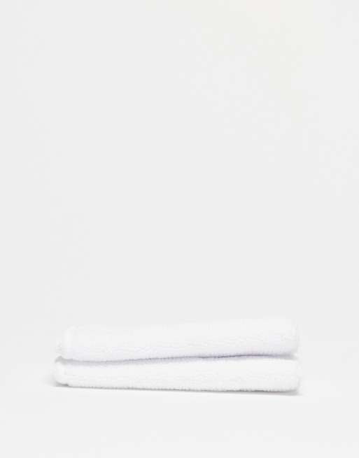 Revolution Pro Miracle Reusable Microfibre Cleansing Cloths, 3 of 3