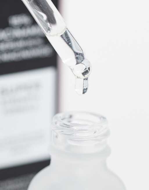 Revolution Skincare - Super sérum 15% niacinamide, 2 de 4