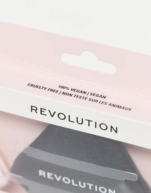 Revolution Soft Focus Powder Puff Trio, 3 of 3