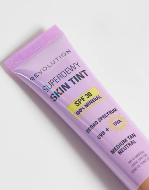 Revolution Superdewy Skin Tint SPF30, 2 z 4