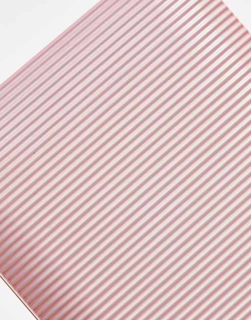Revolution - XX - Healthy Glow - Crème blusher en bronzer in 'Pure and Simple Tan', 3 van 4
