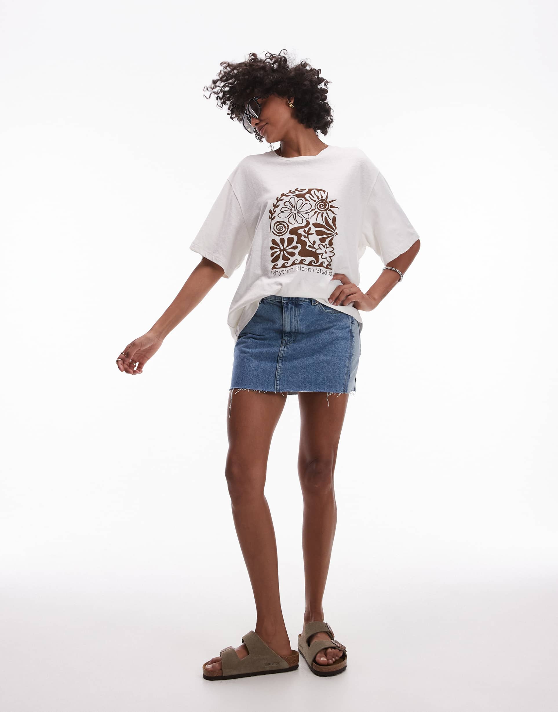 rhythm bloom studio oversized t-shirt in white