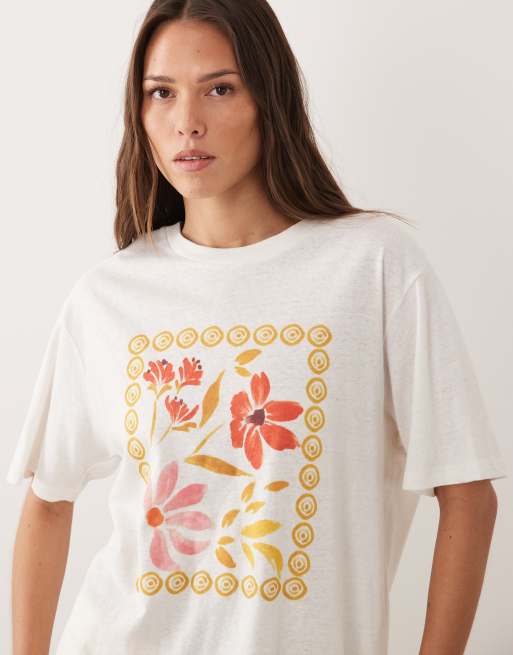 Rhythm – Oversize-T-Shirt in Weiß mit Wildblumen-Aufdruck auf der Vorderseite, 4 von 4