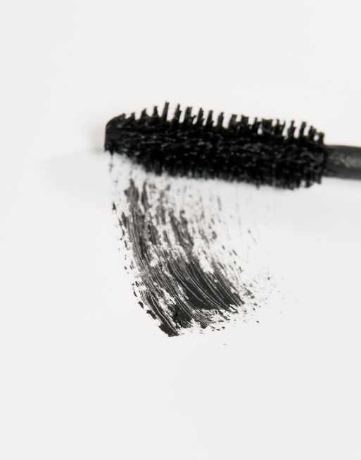 Rímel Climax de NARS, 3 de 4