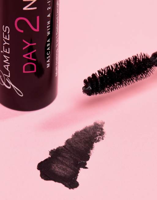 Rímel negro Day to Night de Rimmel, 3 de 4