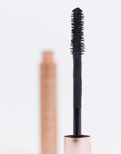 Rímel negro enriquecido con aceite de ricino Lash Paradise de L'Oréal Paris, 2 de 4