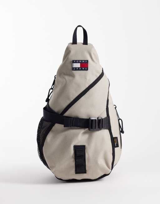 Riñonera color piedra Outdoor de Tommy Jeans