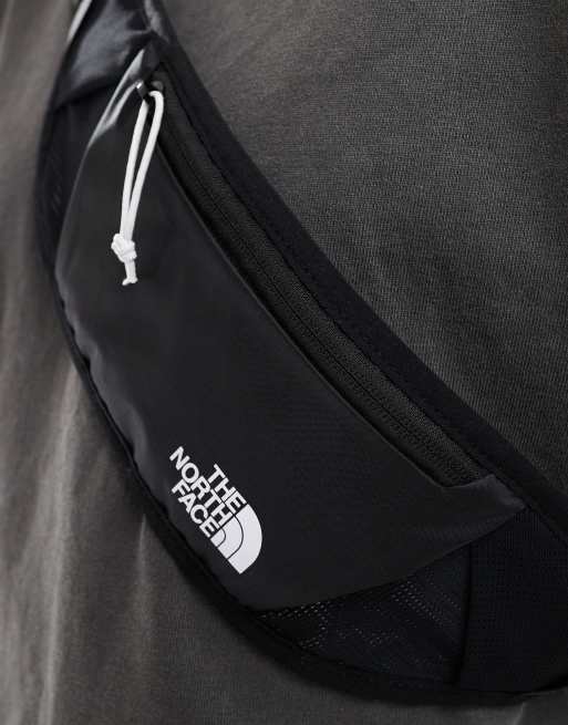 Riñonera negra y blanca para correr Sunriser de The North Face, 2 de 4