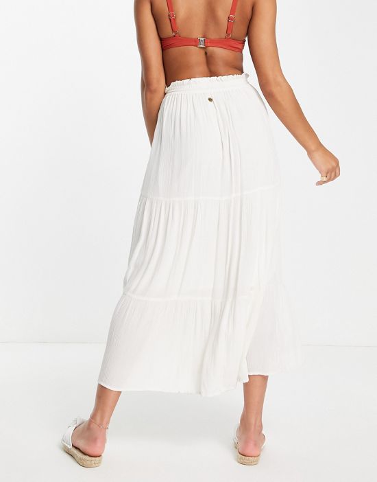 https://images.asos-media.com/products/rip-curl-lunar-tides-maxi-beach-skirt-in-cream/201977549-2?$n_550w$&wid=550&fit=constrain