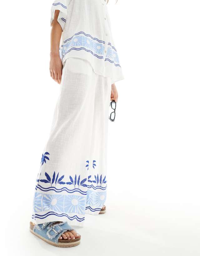 Ripcurl - santorini sun printed beach trouser co-ord in white