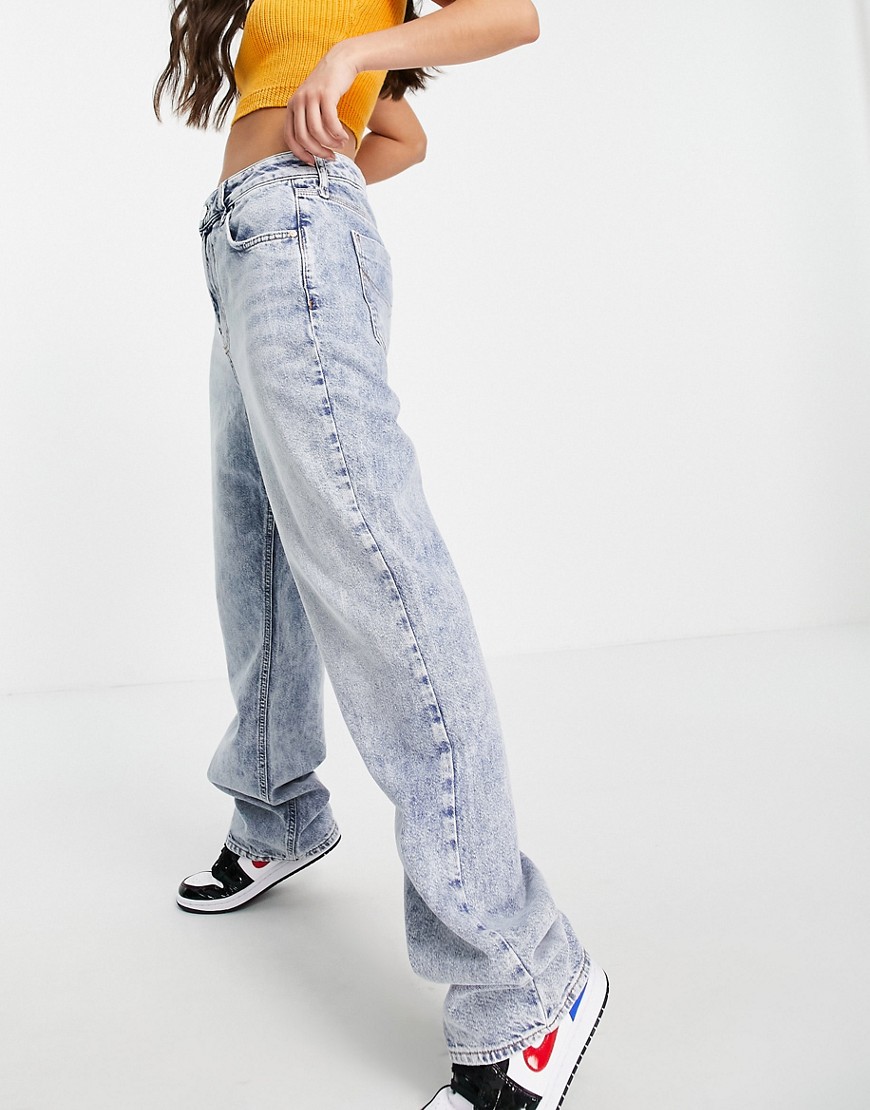 River Island 90’s straight cut acid wash jeans in light blue
