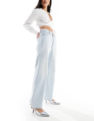 River Island 90s straight leg jeans in light blue