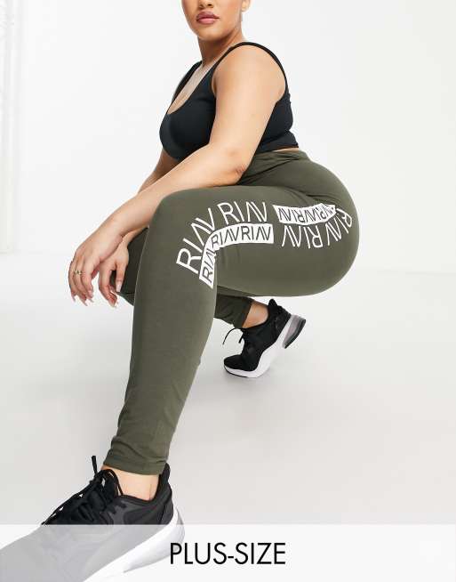 River Island Plus - Active - Coordinato kaki con T-shirt con logo e leggings, 3 di 3