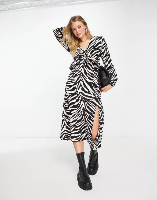 Black and white leopard print hot sale wrap dress