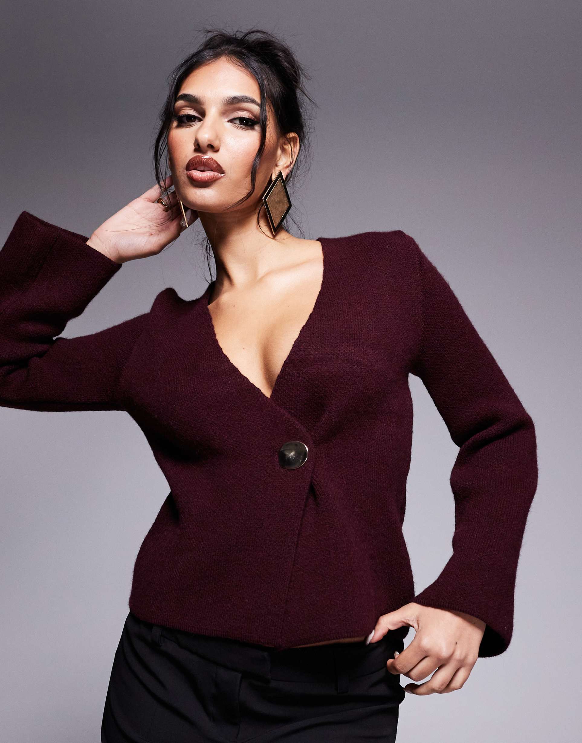 river island asymmetric button cardigan in burgundy
