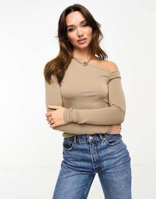 River Island Asymmetric Off Shoulder Top In Beige-neutral