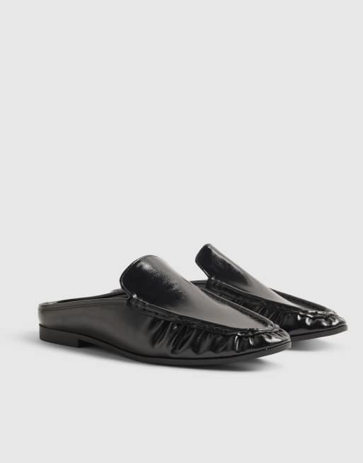 River Island Backless ruched loafer in black, 3 of 4