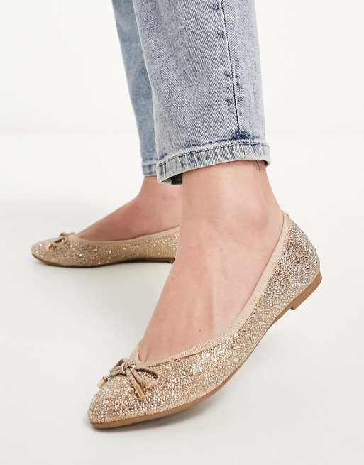 River Island Ballerine dorate a punta con dettaglio applicato a caldo