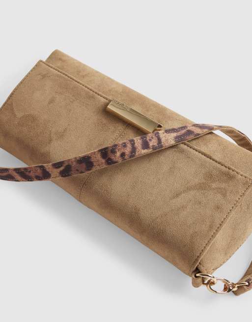 River Island Bar flap over clutch bag in beige , 3 of 4