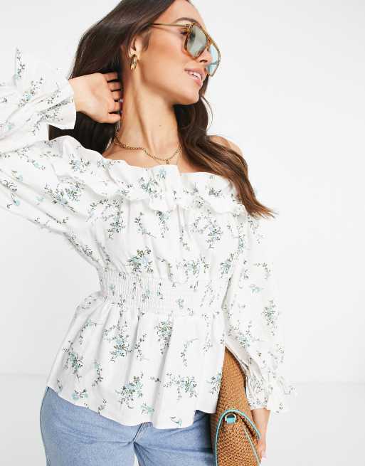 River Island – Bardot-Bluse mit geraffter Taille in Weiß