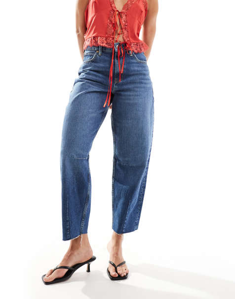 River Island – Barrel Leg Jeans in mittelblauer Waschung - view 1